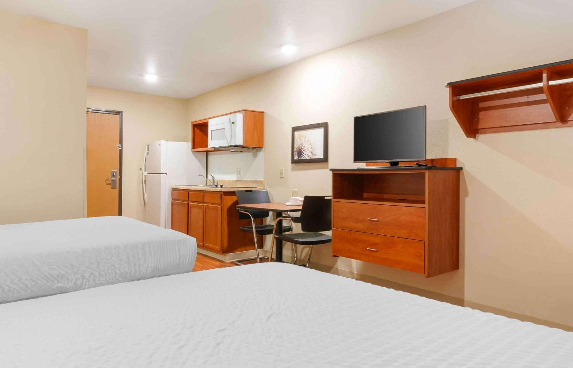 Extended Stay America Select Suites - Kansas City - Stadium Independence Exterior photo